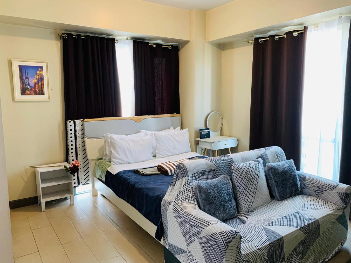 Two Palm Tree Villas Condominium - Studio 8Th Fl With Balcony - Across Terminal 3 Airport Пасай Экстерьер фото